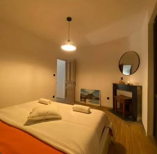 Maison 100 Mètres Hébergement de vacances *