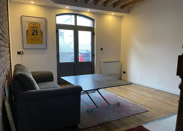 Maison 100 Mètres Hébergement de vacances *